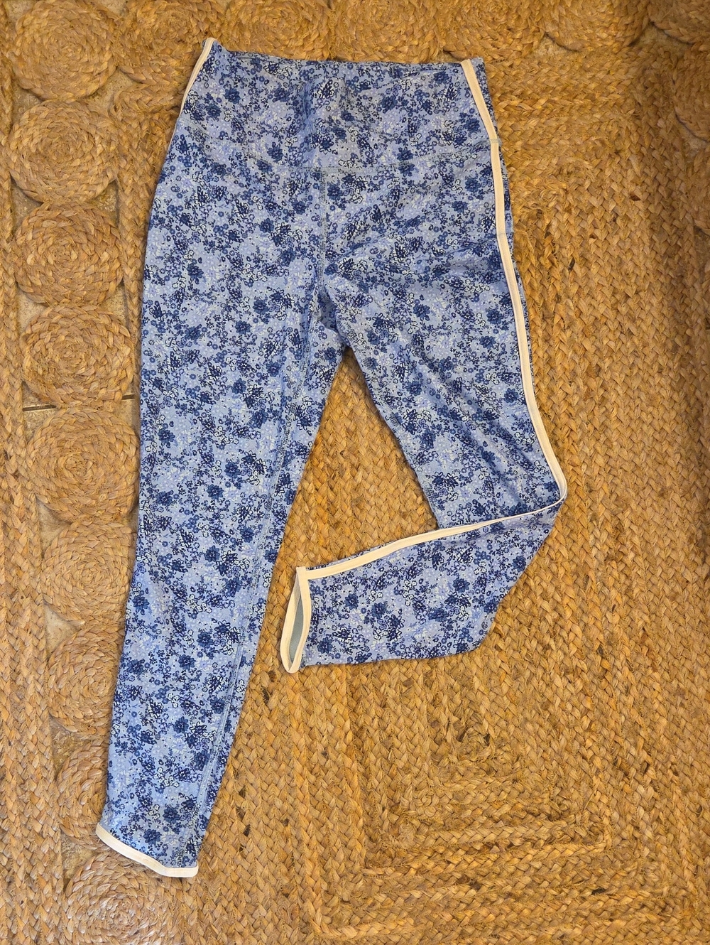 JoyLab Blue Floral Leggings with White Side Trim M